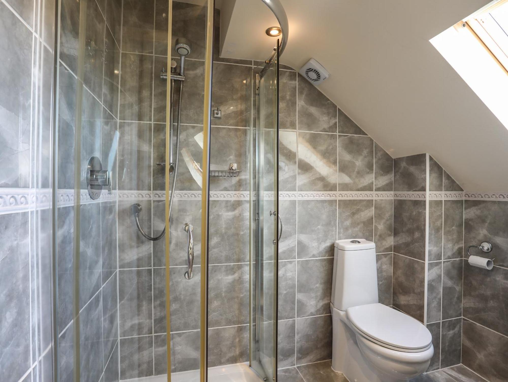Cosy Barn Villa Dwyran Bagian luar foto