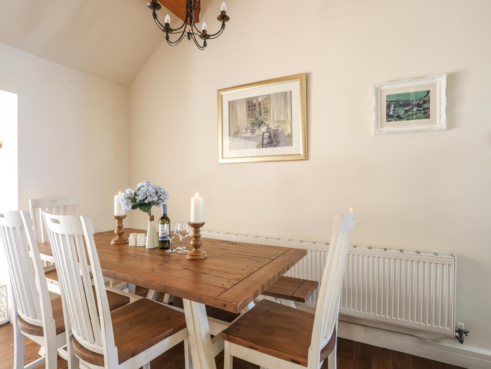 Cosy Barn Villa Dwyran Bagian luar foto