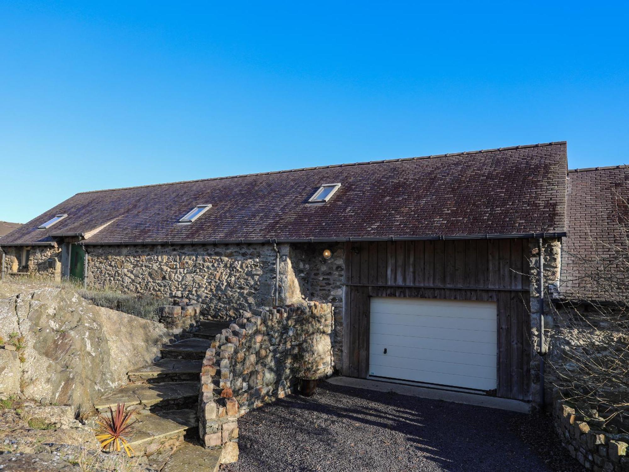 Cosy Barn Villa Dwyran Bagian luar foto